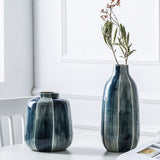 Vase bleu petrole