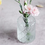 vase a rose