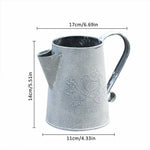 petite carafe metal