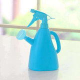 arrosoir plastique bleu