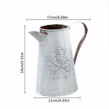 vase vintage metal