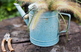 arrosoir vintage métal bleu 