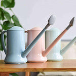 Arrosoir plastique design 