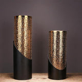 vase noir design