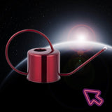 arrosoir rouge fluo