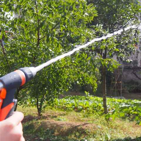 arrosage manuel du jardin