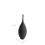 vase noir