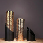 vase noir