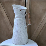 broc d'eau ancien