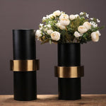 vase noir et doré