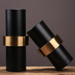 vase design noir doré