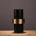 vase en céramique noir