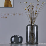 Vase gris fumé