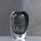 vase noir